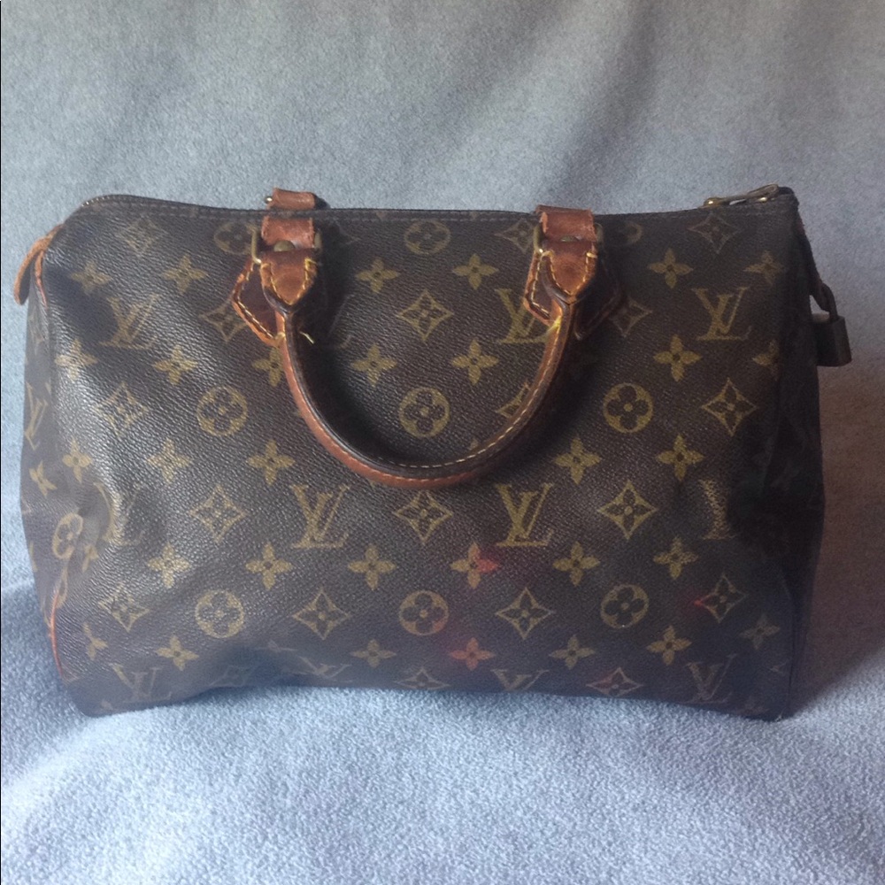 Louis Vuitton Vintage Monogram Speedy 30